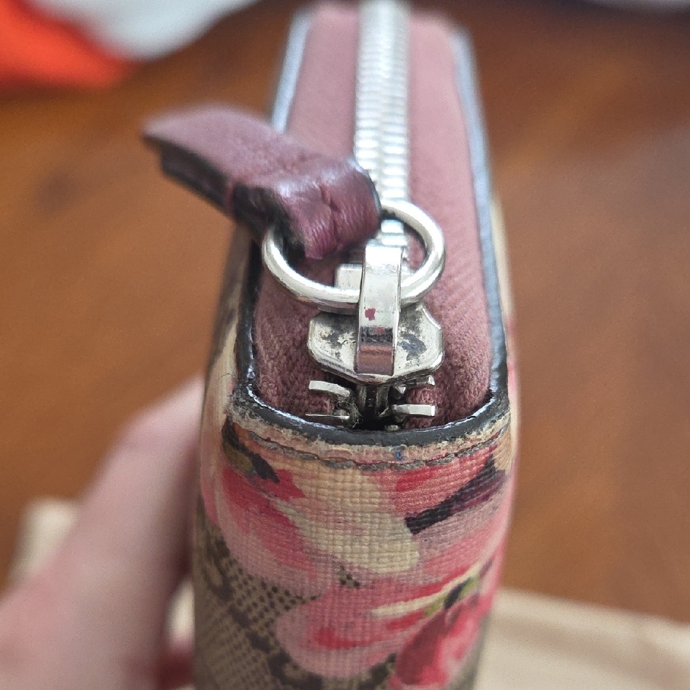 Gucci Women's Wallet with Pink and Green Floral Design - Picture 5 of 14